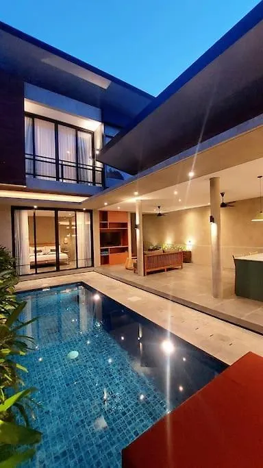 Villa Akhila 2 - 2 Bedroom Modern Tropical Villa At The Heart Of Seminyak Seminyak (Bali)